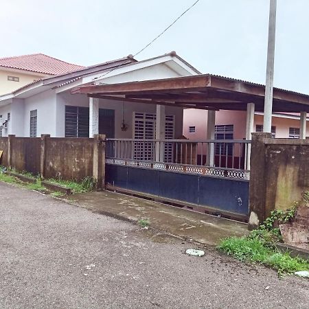 Homestay Wan Z Kuala Terengganu Zewnętrze zdjęcie