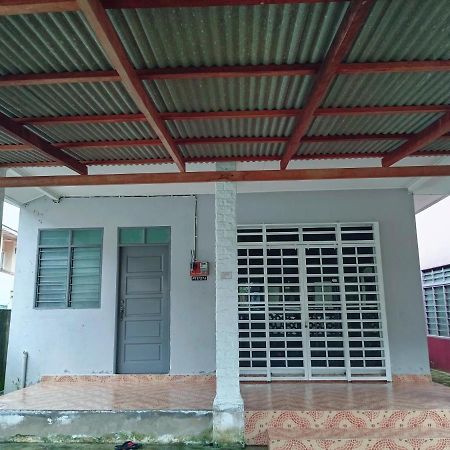 Homestay Wan Z Kuala Terengganu Zewnętrze zdjęcie